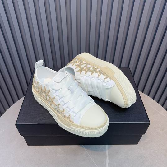 AMIRI White & Gold Star Low-Top Sneakers with Cream Sole