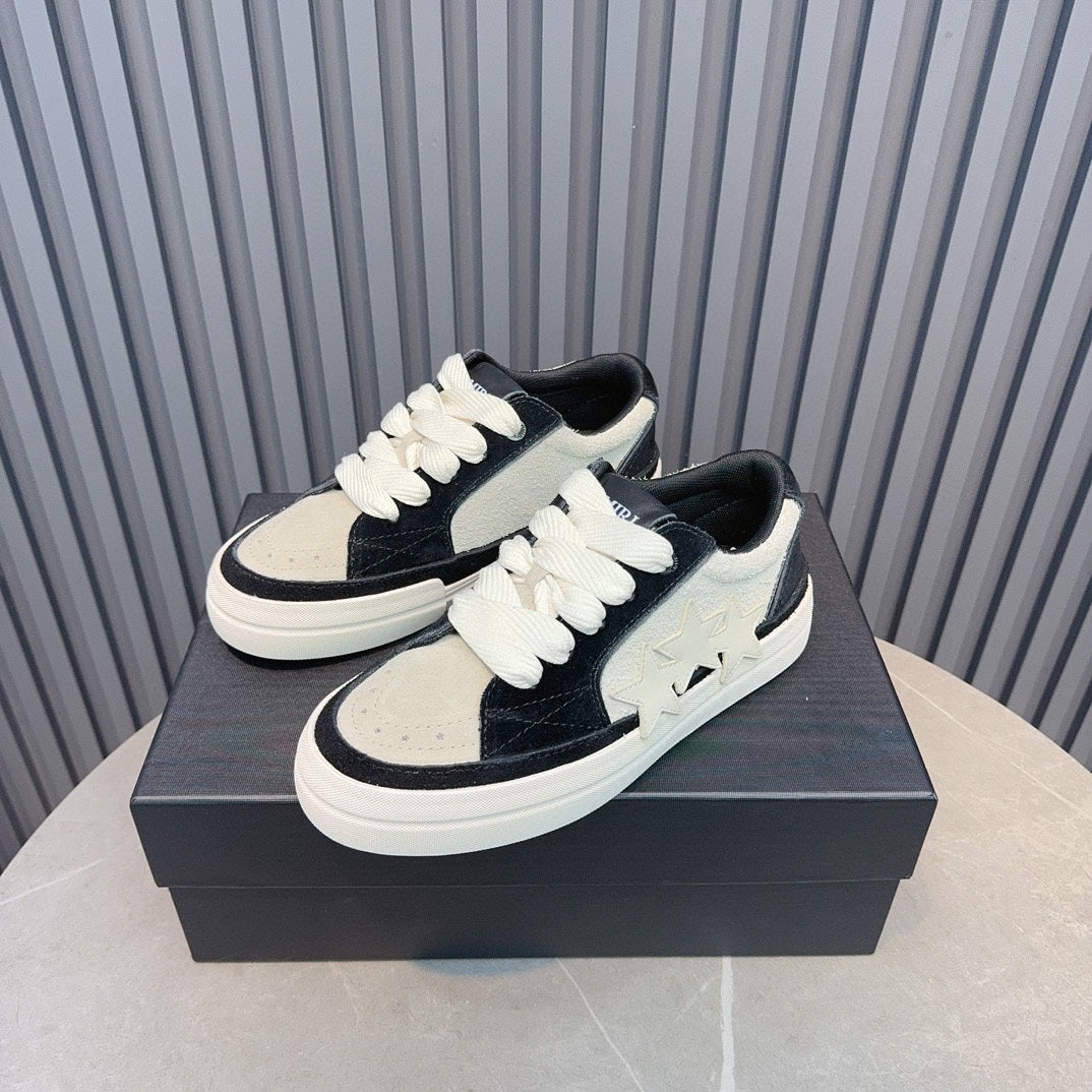 AMIRI Black and Cream Low-Top Sneakers with Star Details