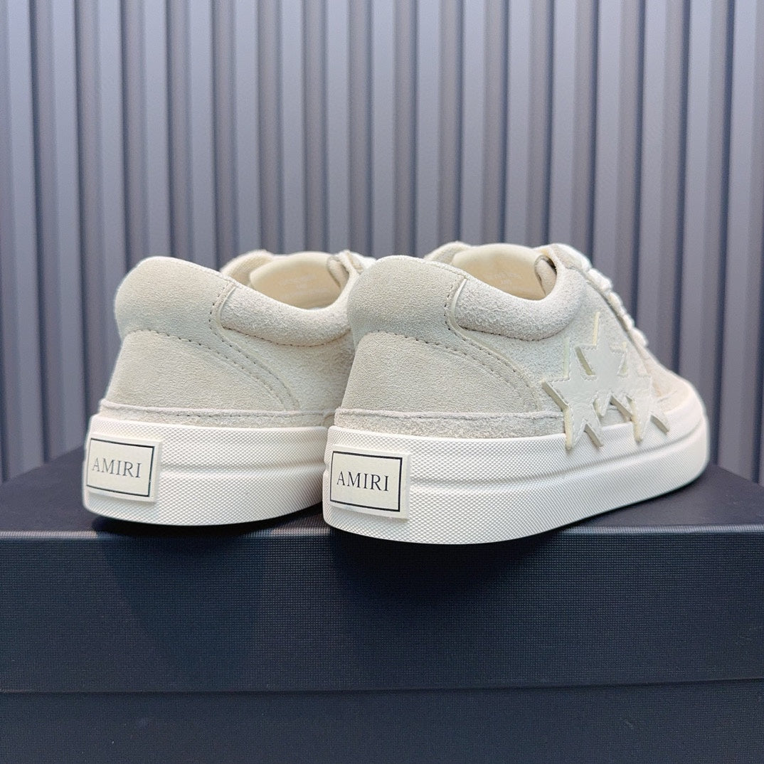 AMIRI Cream Low-Top Sneakers with Tonal Star Details