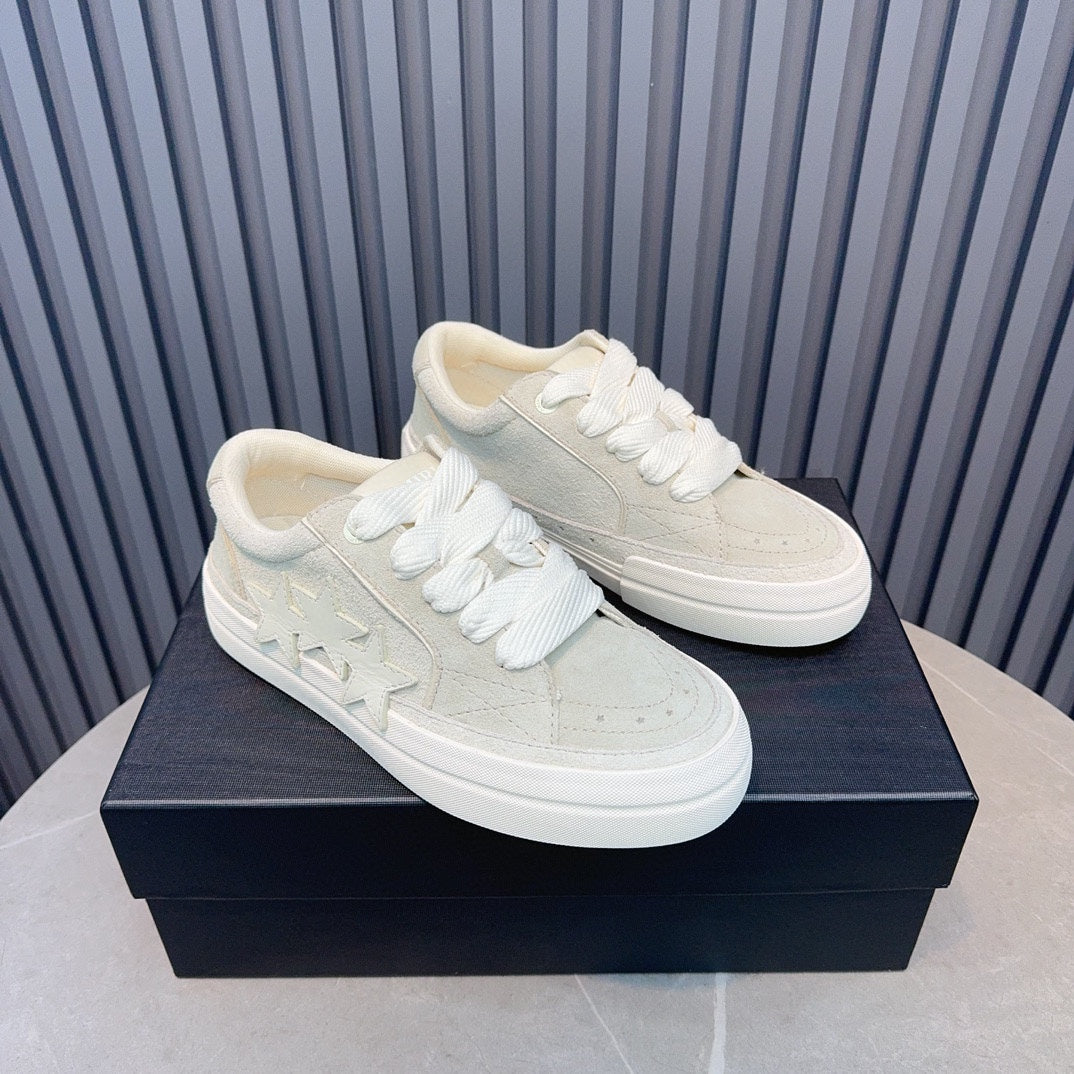 AMIRI Cream Low-Top Sneakers with Tonal Star Details