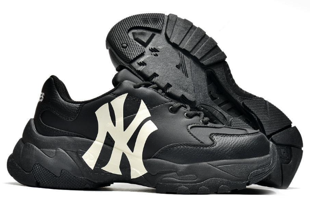 MLB Big Ball x Chunky NY Yankees Sneakers – Black